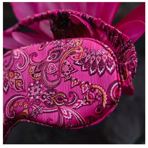 New🌟Free people-Slip x Alice + Olivia Sleep Mask - Picture 9 of 9